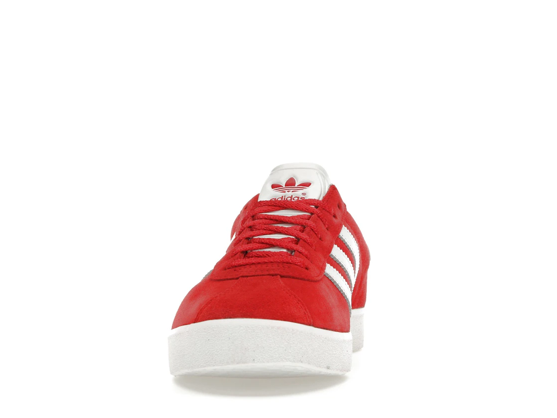 Vue 11 de adidas Gazelle 85 Better Scarlet