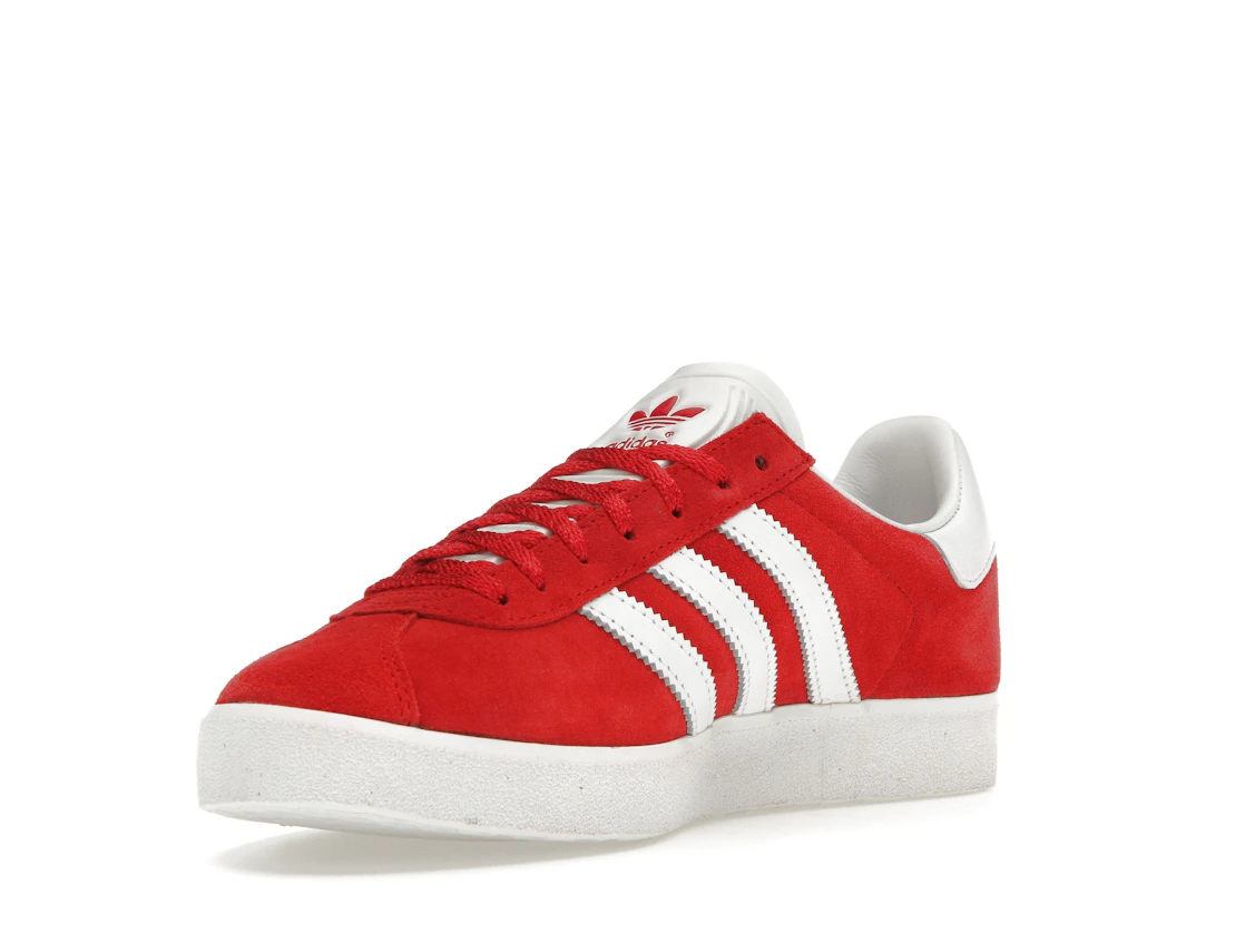 Vue 14 de adidas Gazelle 85 Better Scarlet
