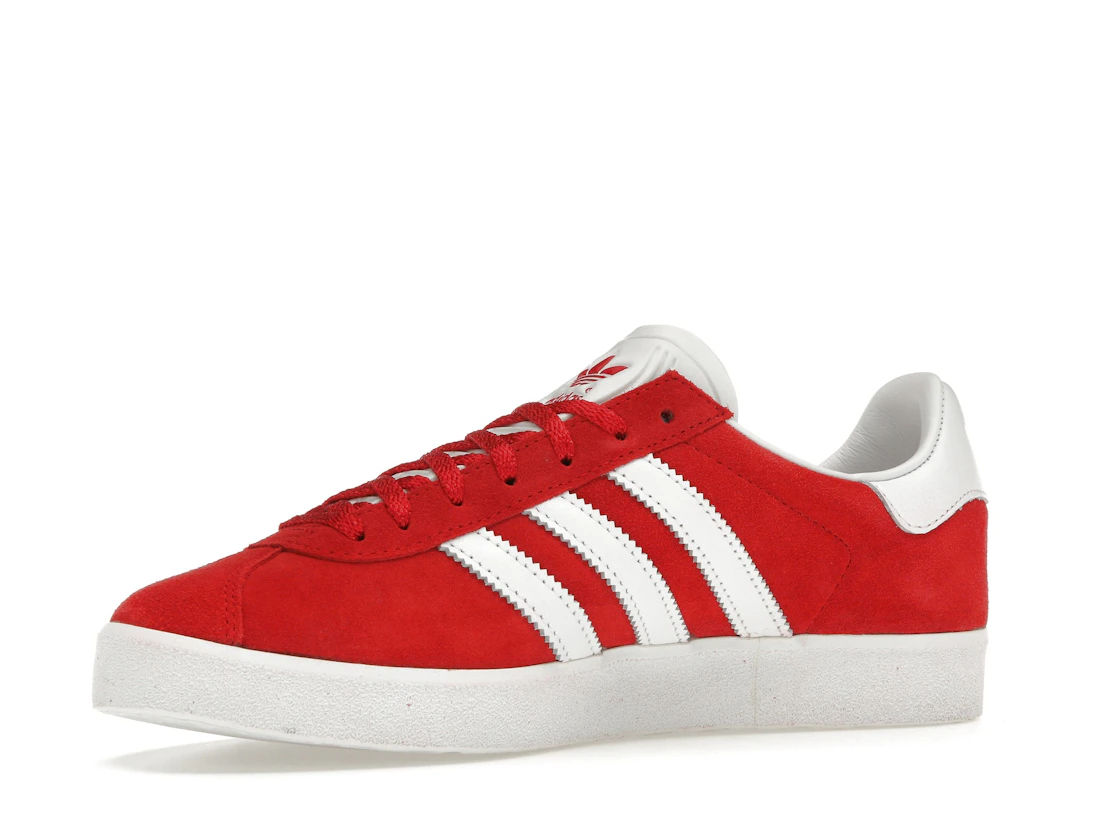 Vue 16 de adidas Gazelle 85 Better Scarlet