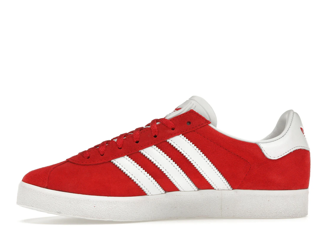 Vue 18 de adidas Gazelle 85 Better Scarlet