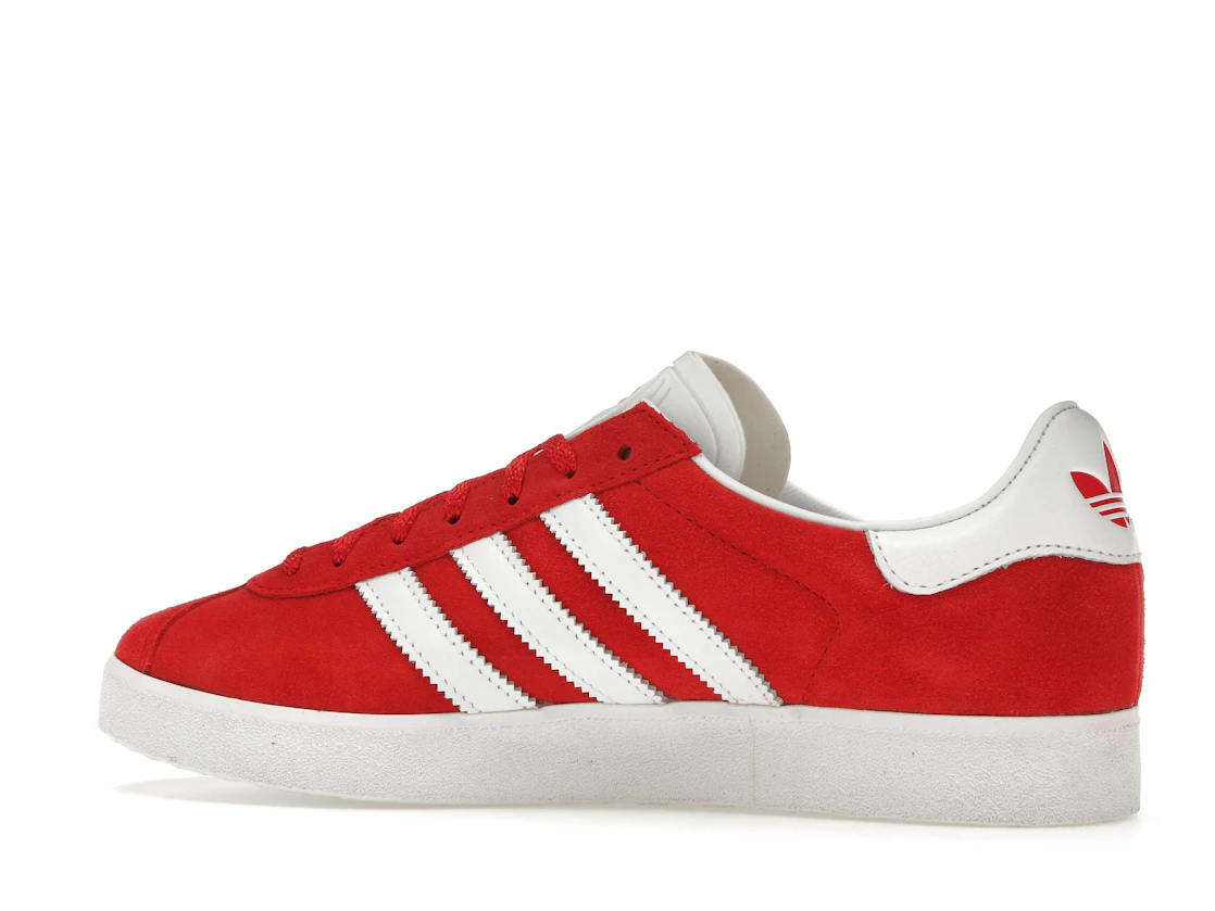 Vue 21 de adidas Gazelle 85 Better Scarlet