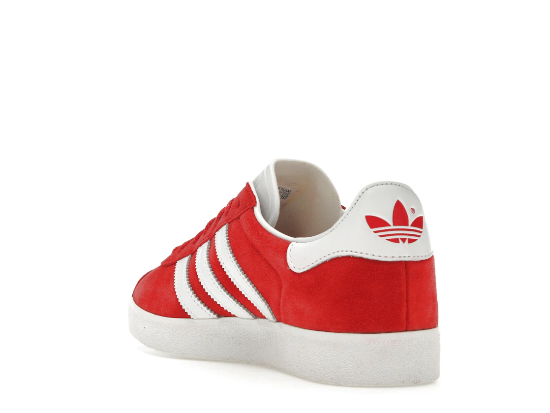 Vue 25 de adidas Gazelle 85 Better Scarlet