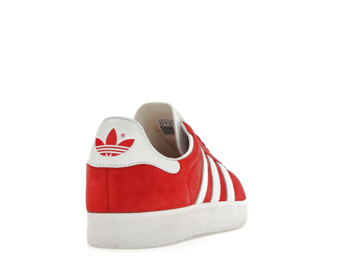 Vue 30 de adidas Gazelle 85 Better Scarlet
