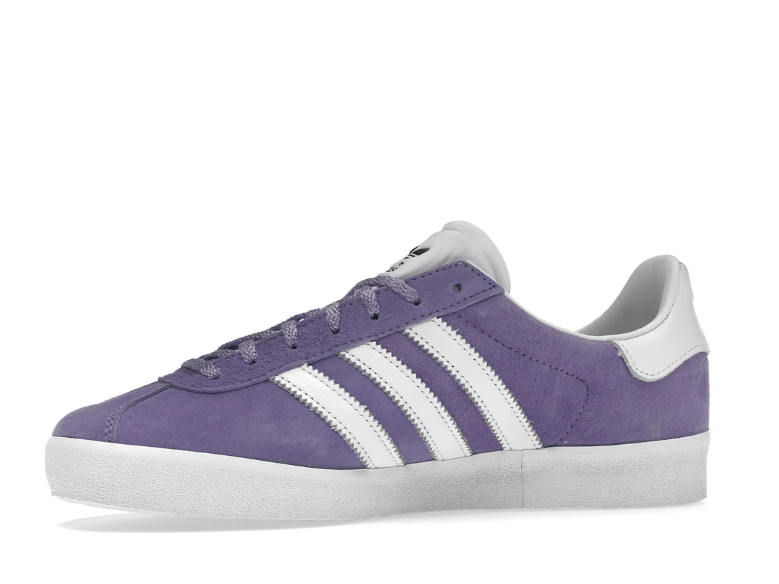 Vue 17 de adidas Gazelle 85 Magic Lilac