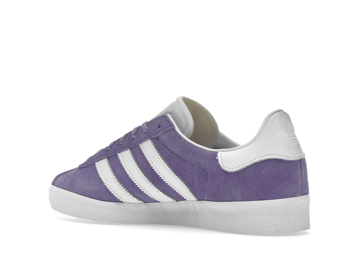 Vue 23 de adidas Gazelle 85 Magic Lilac