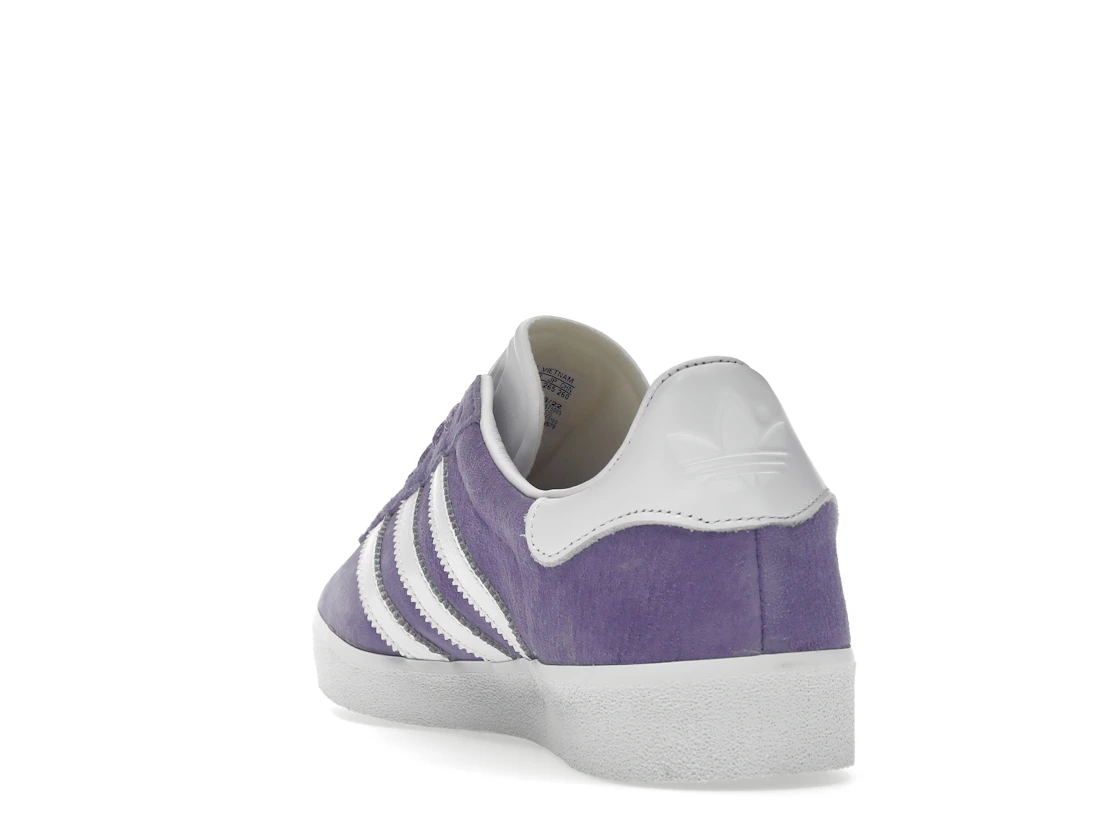 Vue 26 de adidas Gazelle 85 Magic Lilac