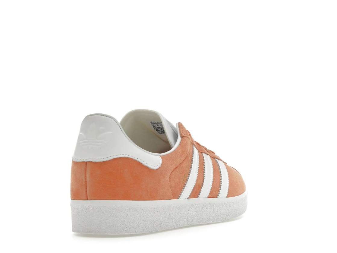 Vue 31 de adidas Gazelle 85 Orange Cloud White