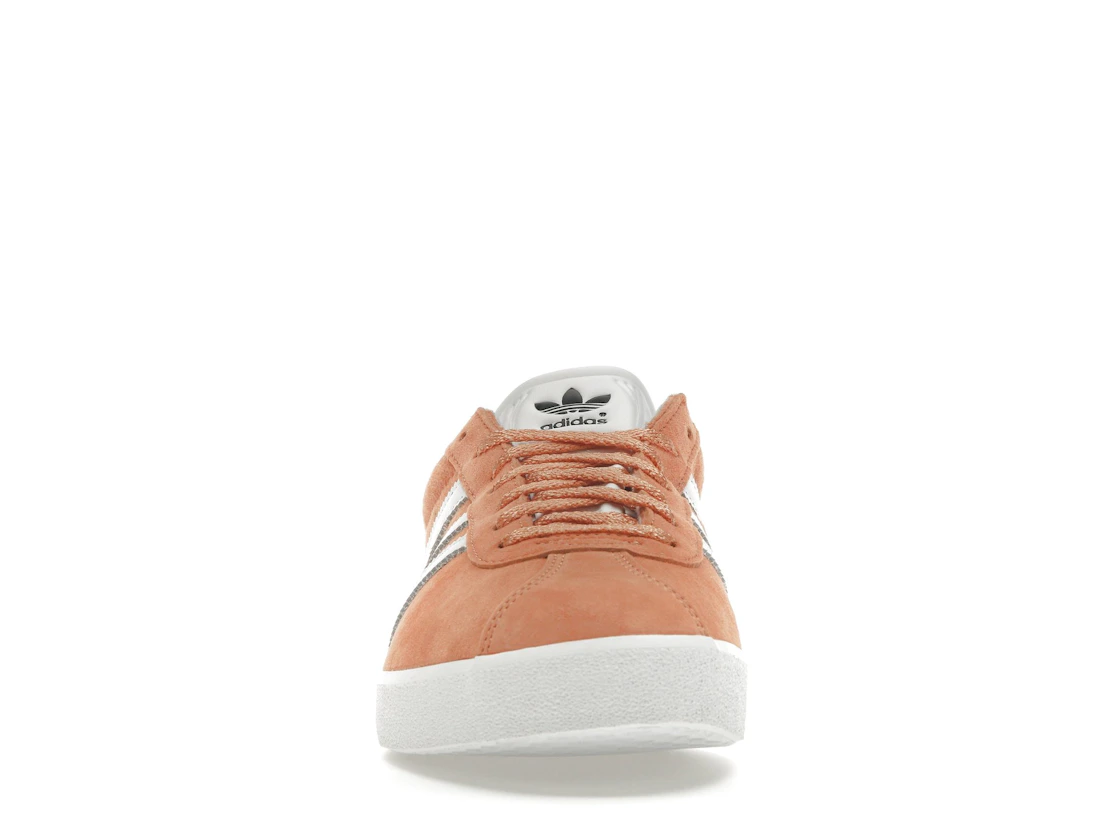 Vue 10 de adidas Gazelle 85 Orange Cloud White