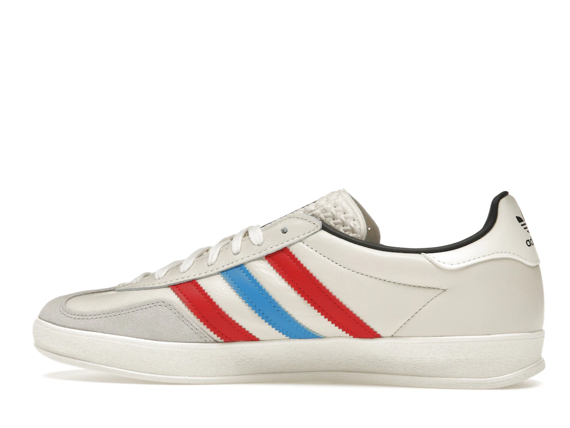 Vue 20 de adidas Gazelle Indoor Blue Bird Better Scarlet