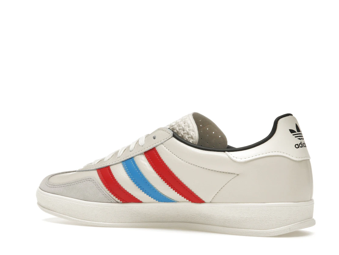 Vue 22 de adidas Gazelle Indoor Blue Bird Better Scarlet