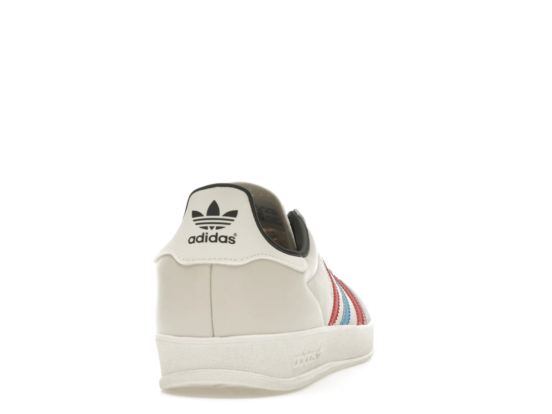 Vue 29 de adidas Gazelle Indoor Blue Bird Better Scarlet