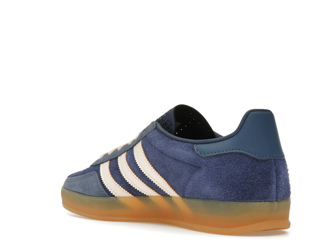 Vue 24 de adidas Gazelle Indoor Dark Blue Bliss Orange