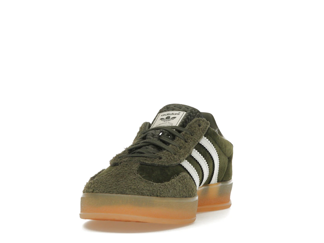 Vue 12 de adidas Gazelle Indoor Night Cargo