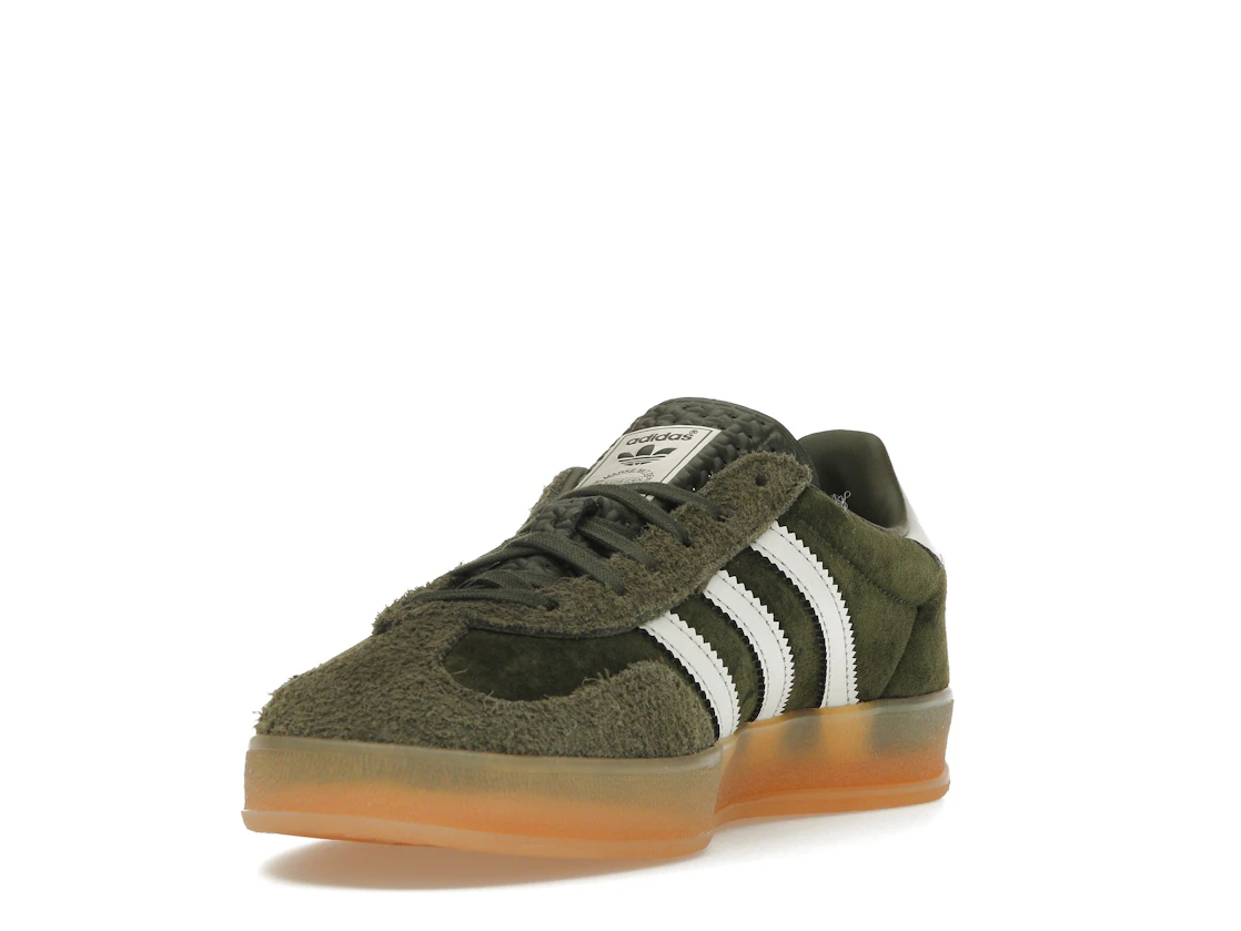 Vue 13 de adidas Gazelle Indoor Night Cargo