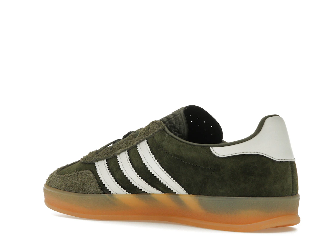 Vue 23 de adidas Gazelle Indoor Night Cargo