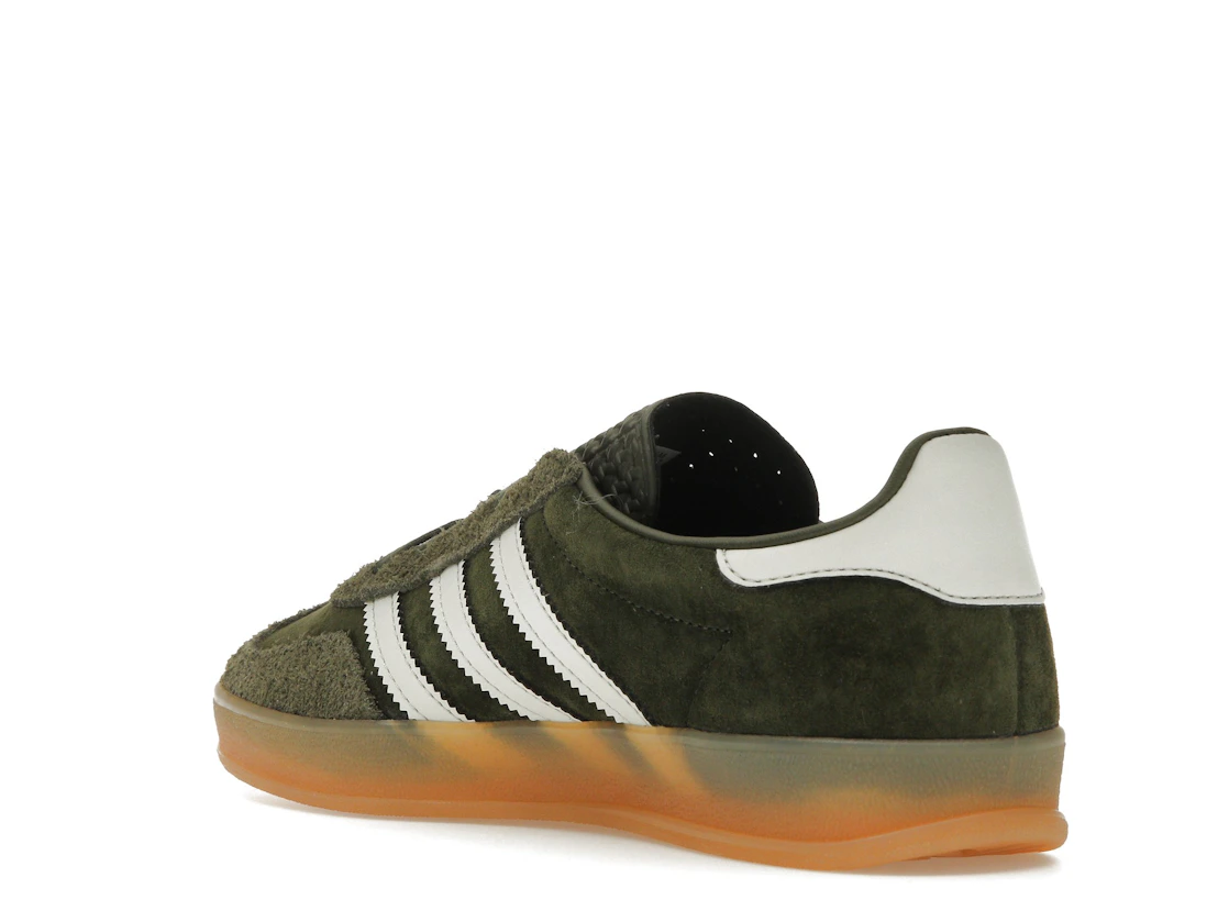 Vue 24 de adidas Gazelle Indoor Night Cargo