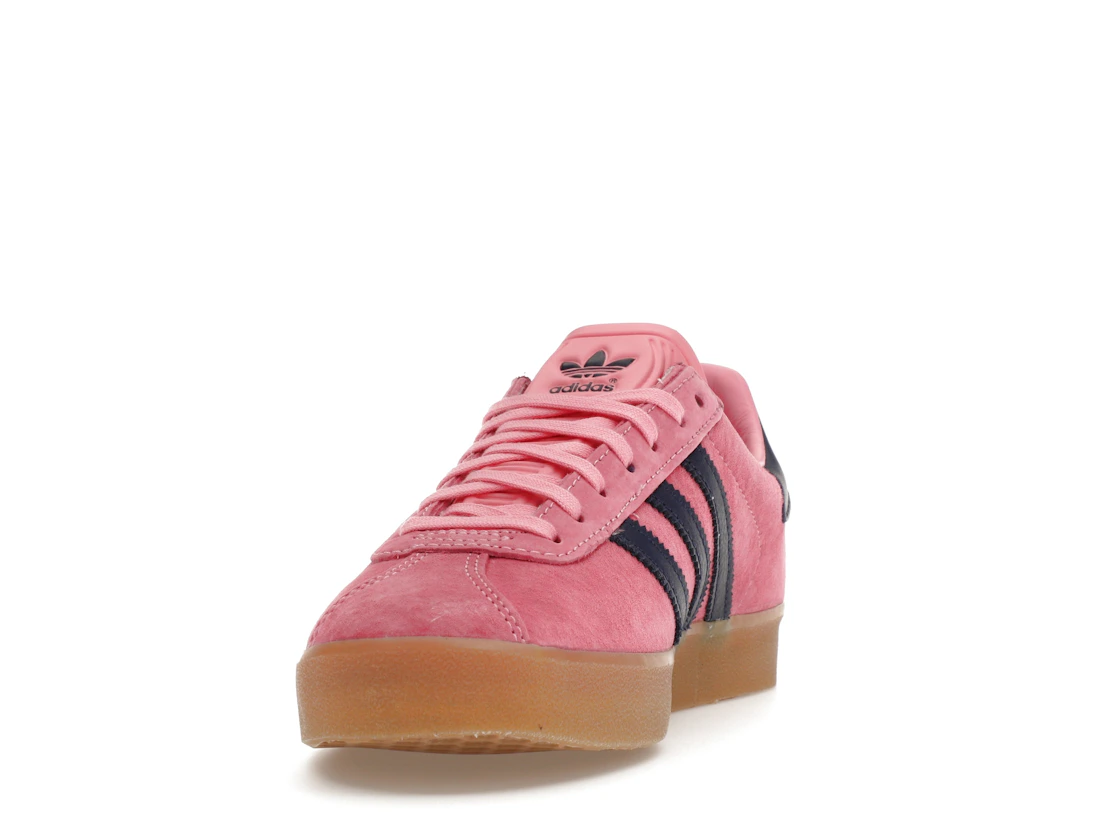 Vue 12 de adidas Gazelle Bliss Pink Dark Blue