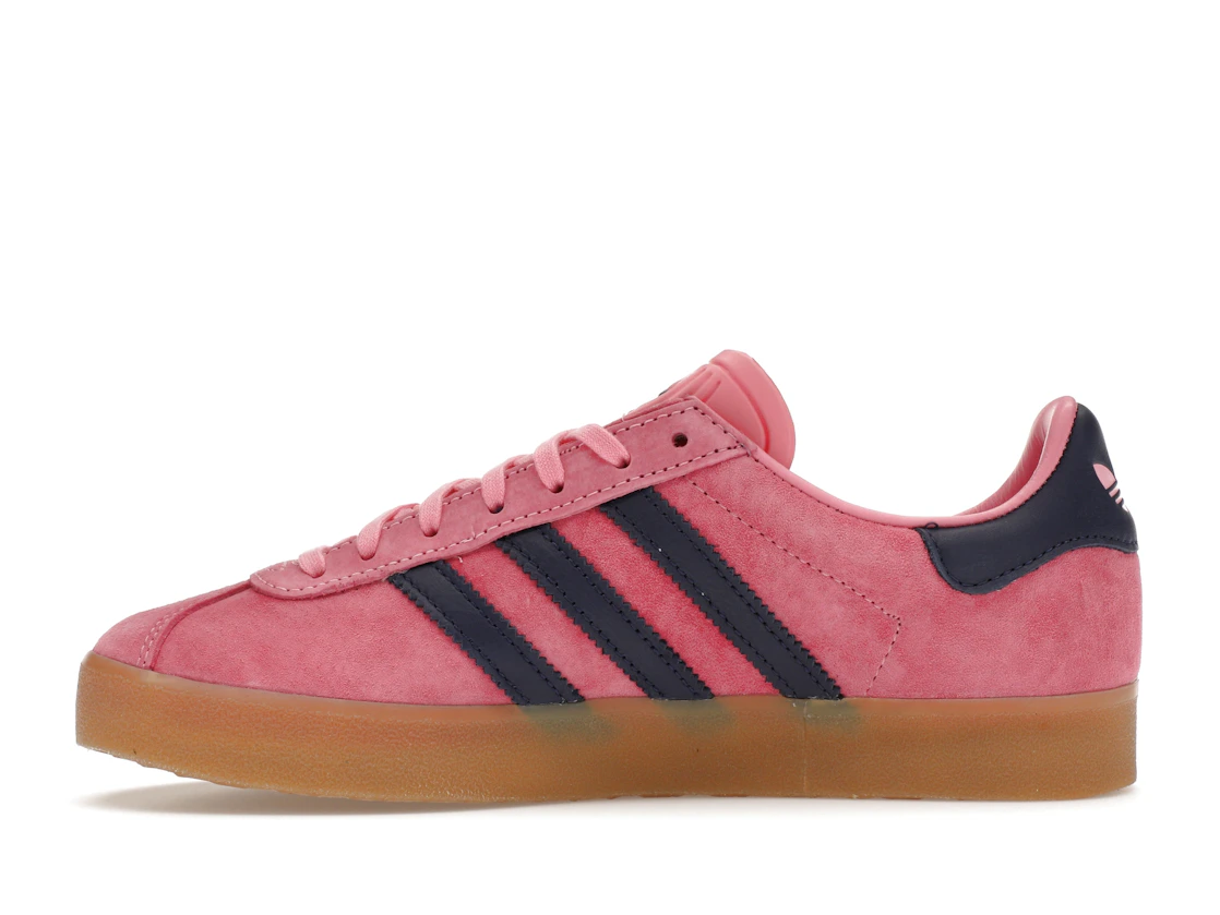 Vue 19 de adidas Gazelle Bliss Pink Dark Blue