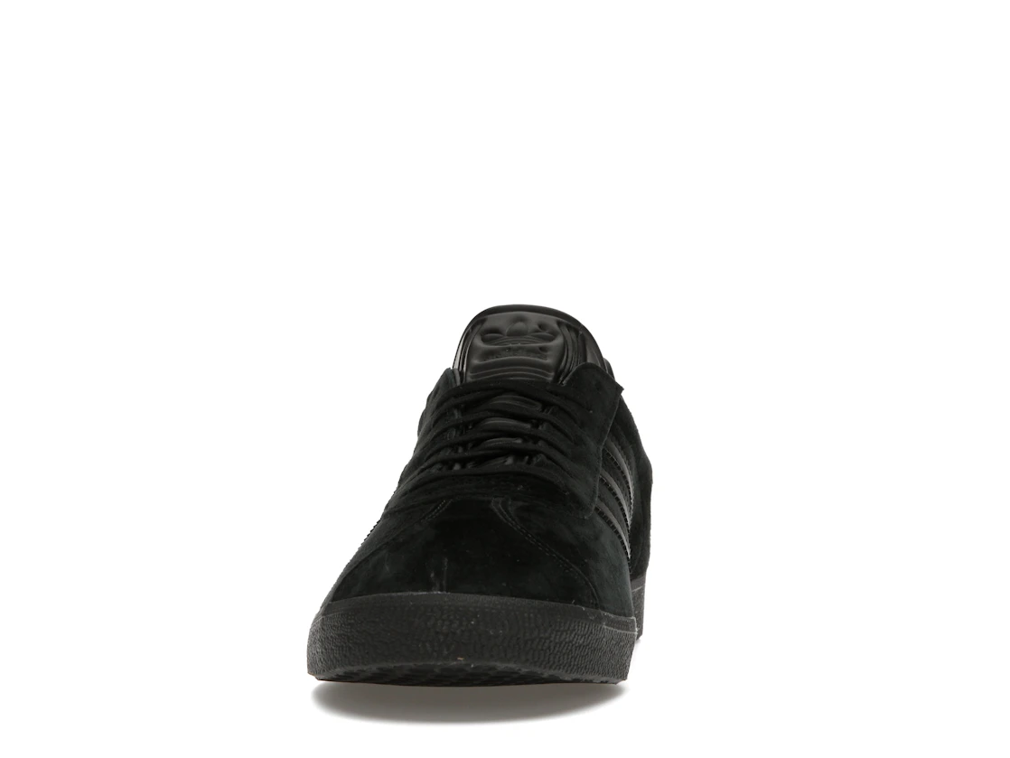 Vue 11 de adidas Gazelle Triple Black