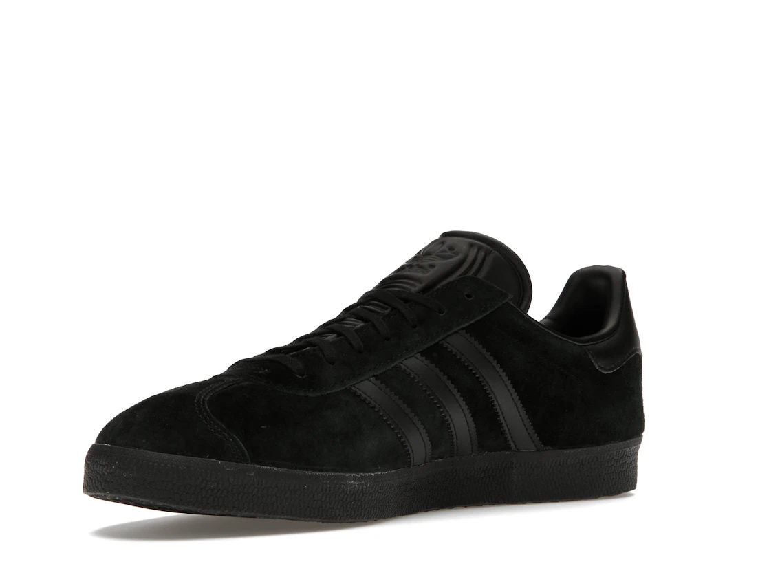 Vue 15 de adidas Gazelle Triple Black