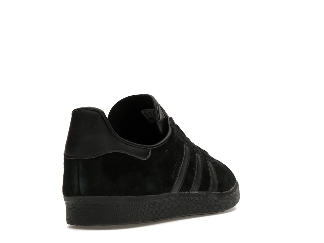 Vue 31 de adidas Gazelle Triple Black