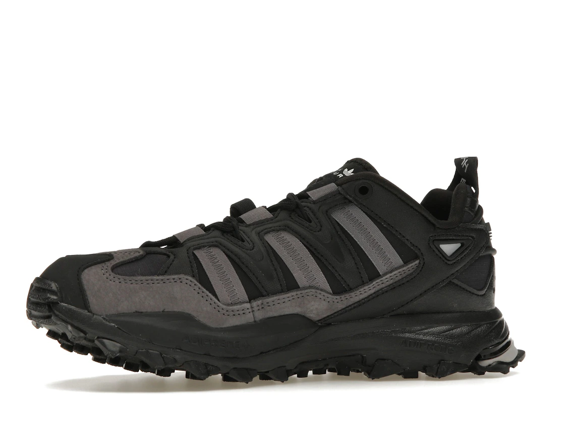 Vue 17 de adidas Hyperturf Core Black Silver Metallic Trace Grey