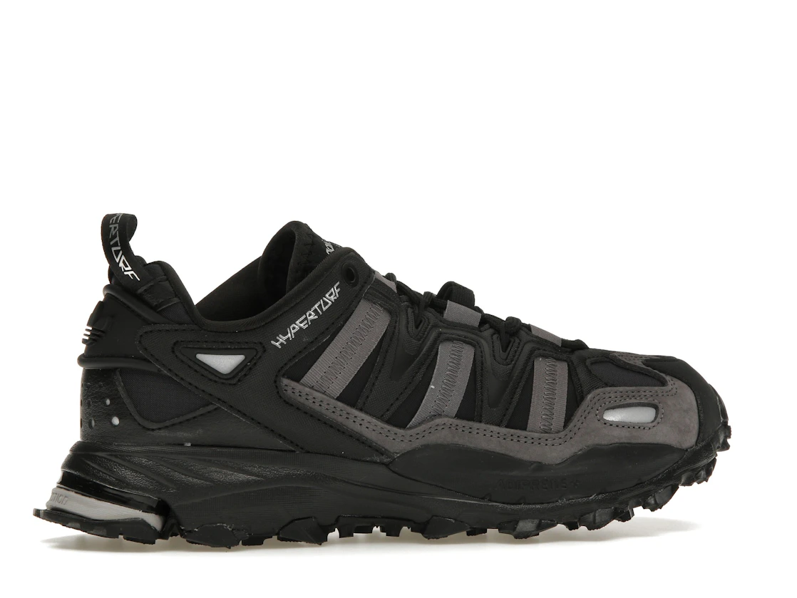 Vue 35 de adidas Hyperturf Core Black Silver Metallic Trace Grey