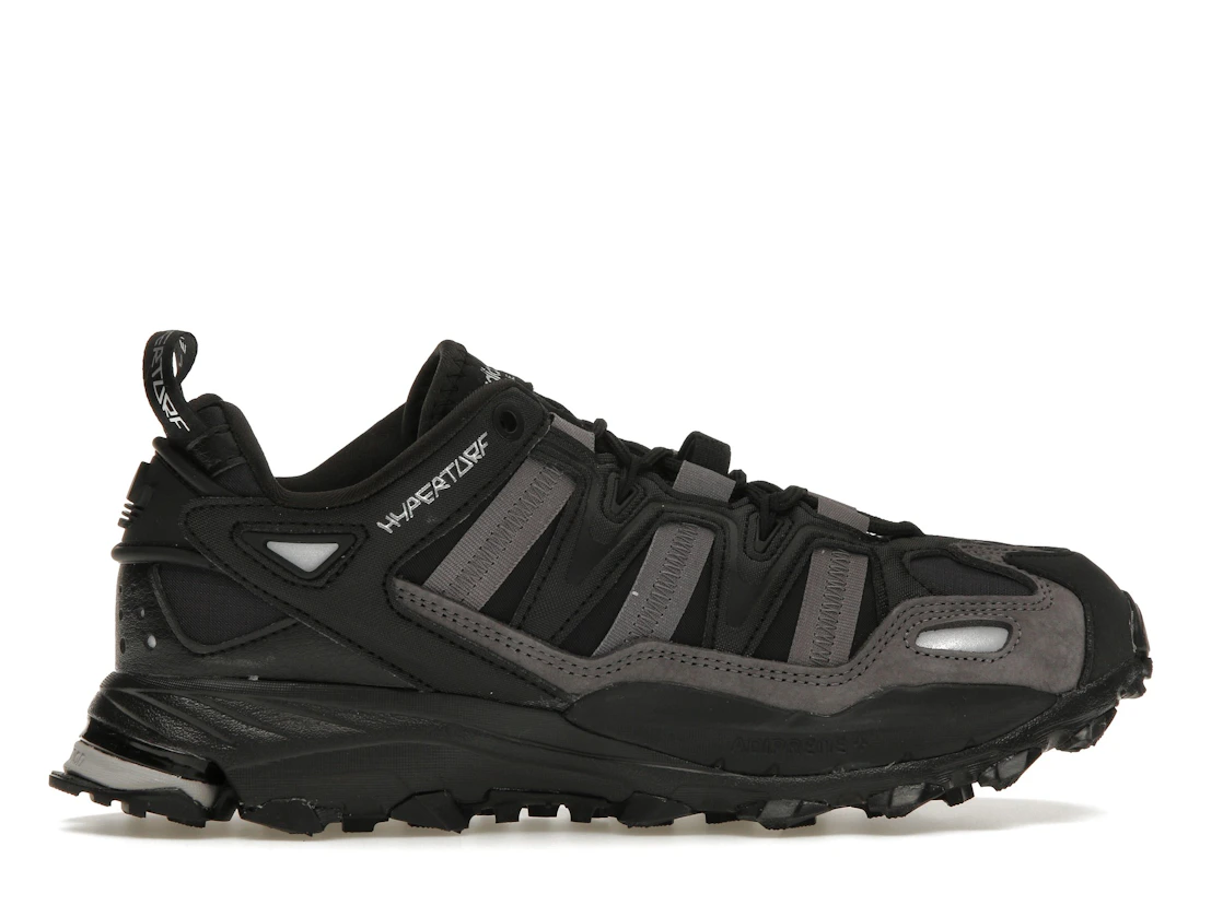 Vue 36 de adidas Hyperturf Core Black Silver Metallic Trace Grey