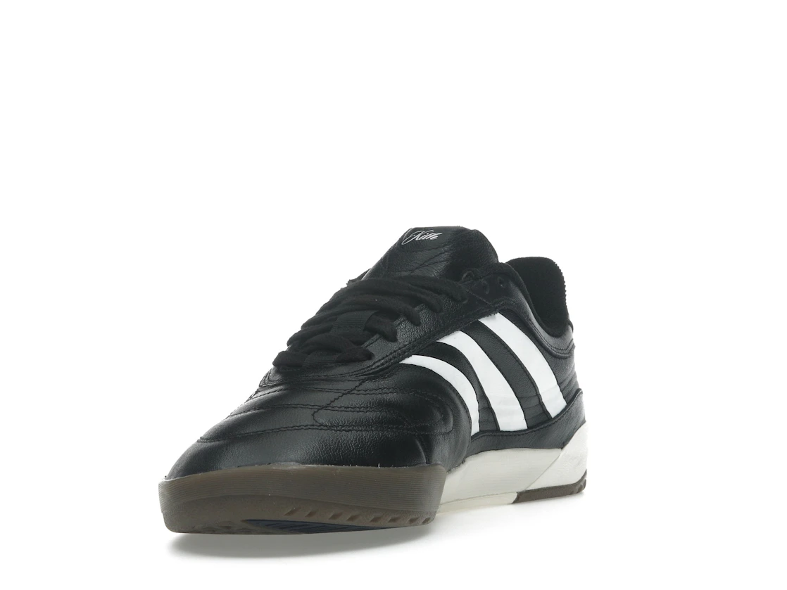 Vue 13 de adidas Koresco National Kith Black Gum
