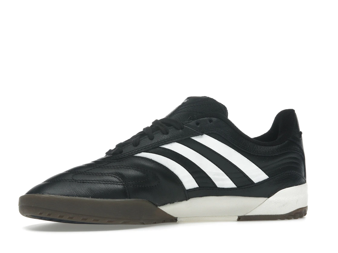 Vue 17 de adidas Koresco National Kith Black Gum