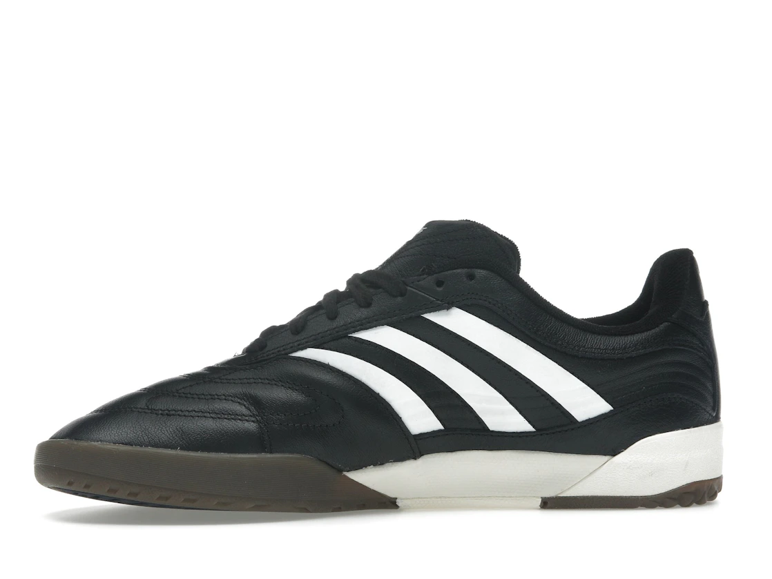 Vue 18 de adidas Koresco National Kith Black Gum