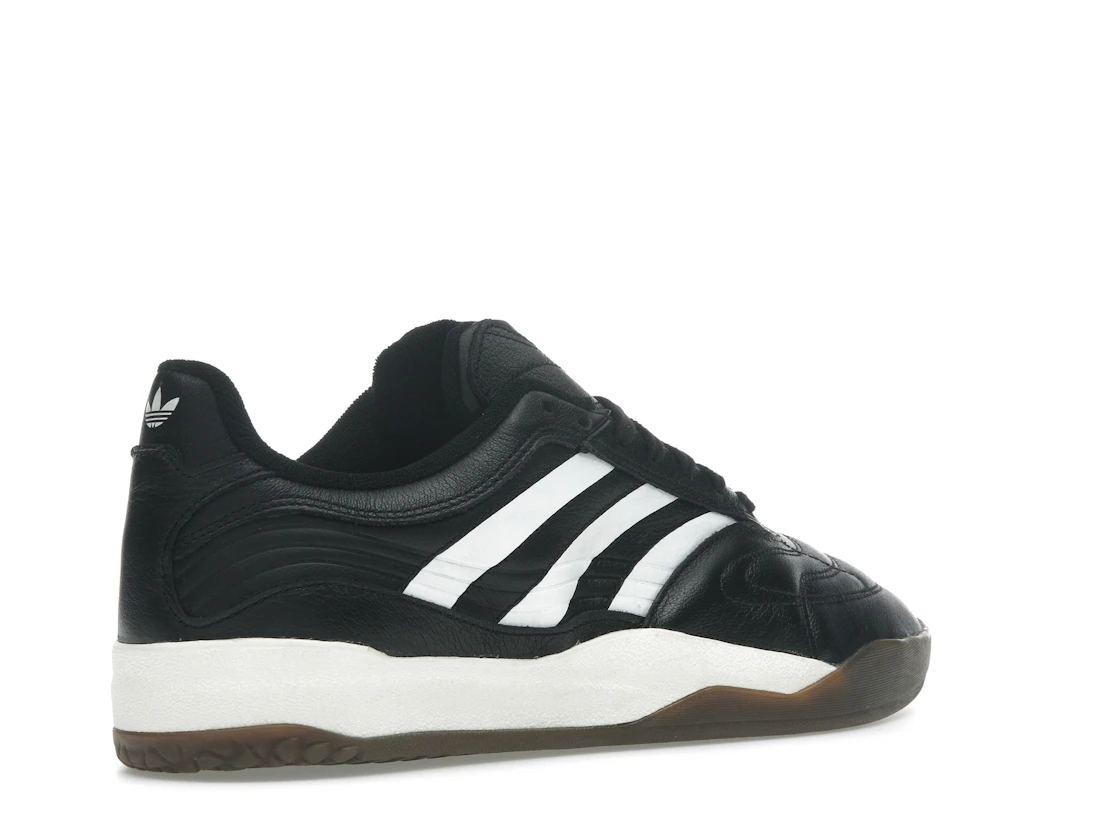 Vue 33 de adidas Koresco National Kith Black Gum