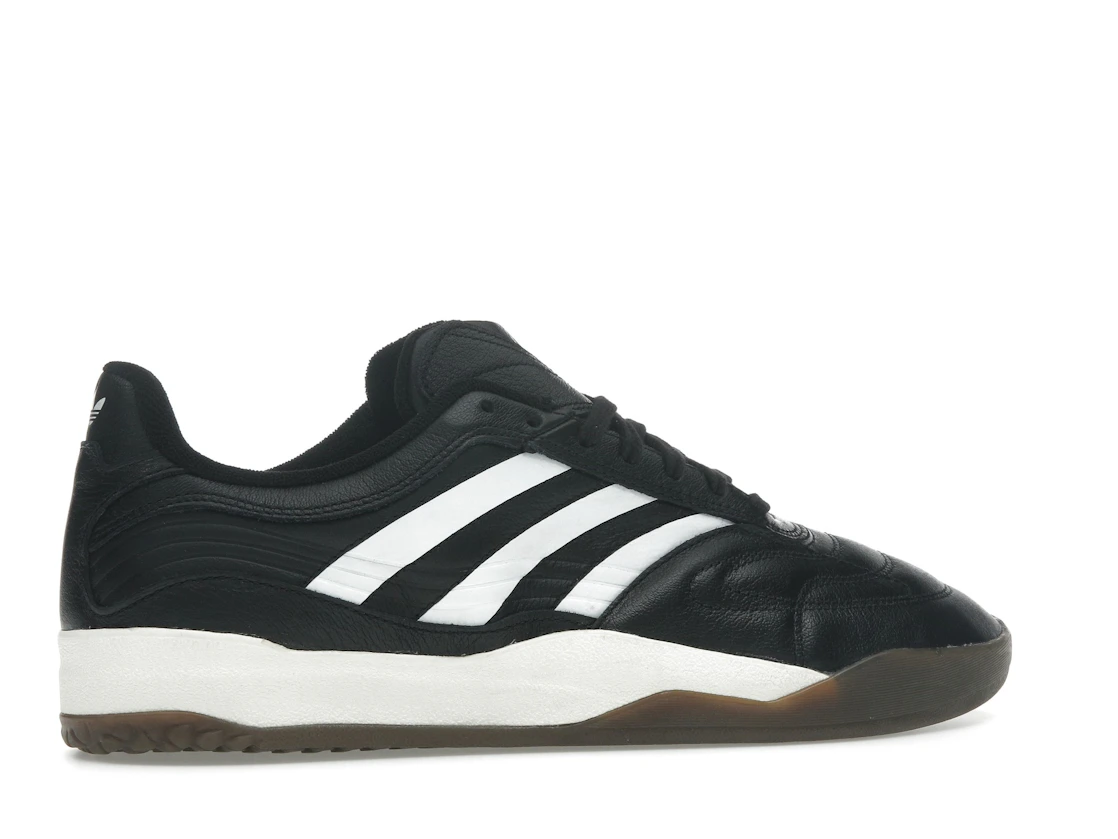 Vue 35 de adidas Koresco National Kith Black Gum