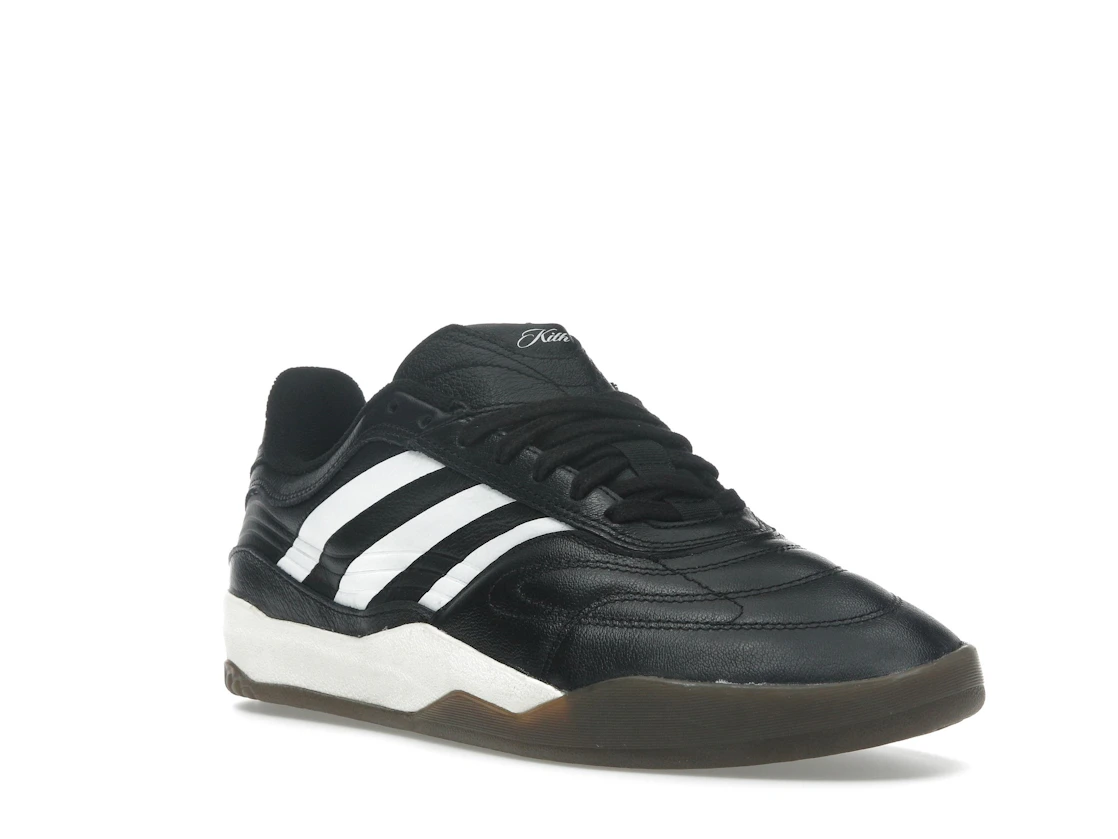 Vue 6 de adidas Koresco National Kith Black Gum