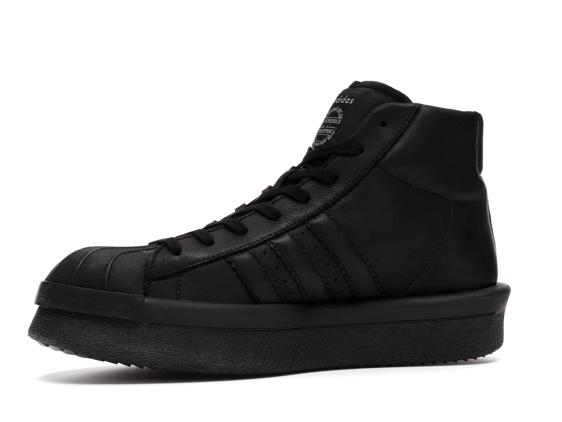 Vue 17 de adidas Mastodon Pro Model Rick Owens Triple Black