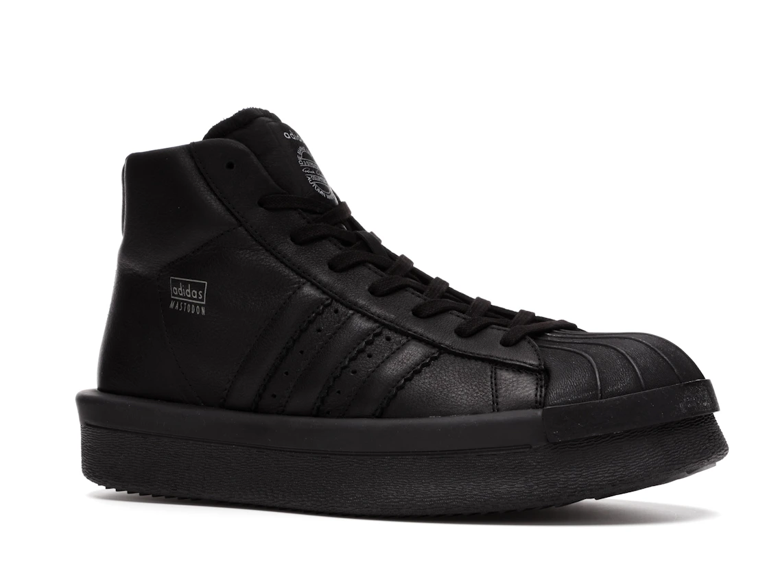 Vue 4 de adidas Mastodon Pro Model Rick Owens Triple Black