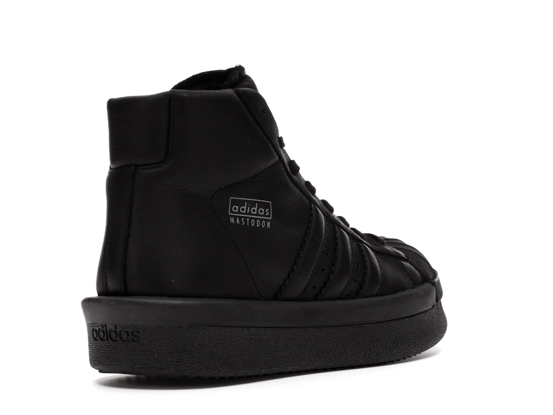 Vue 32 de adidas Mastodon Pro Model Rick Owens Triple Black