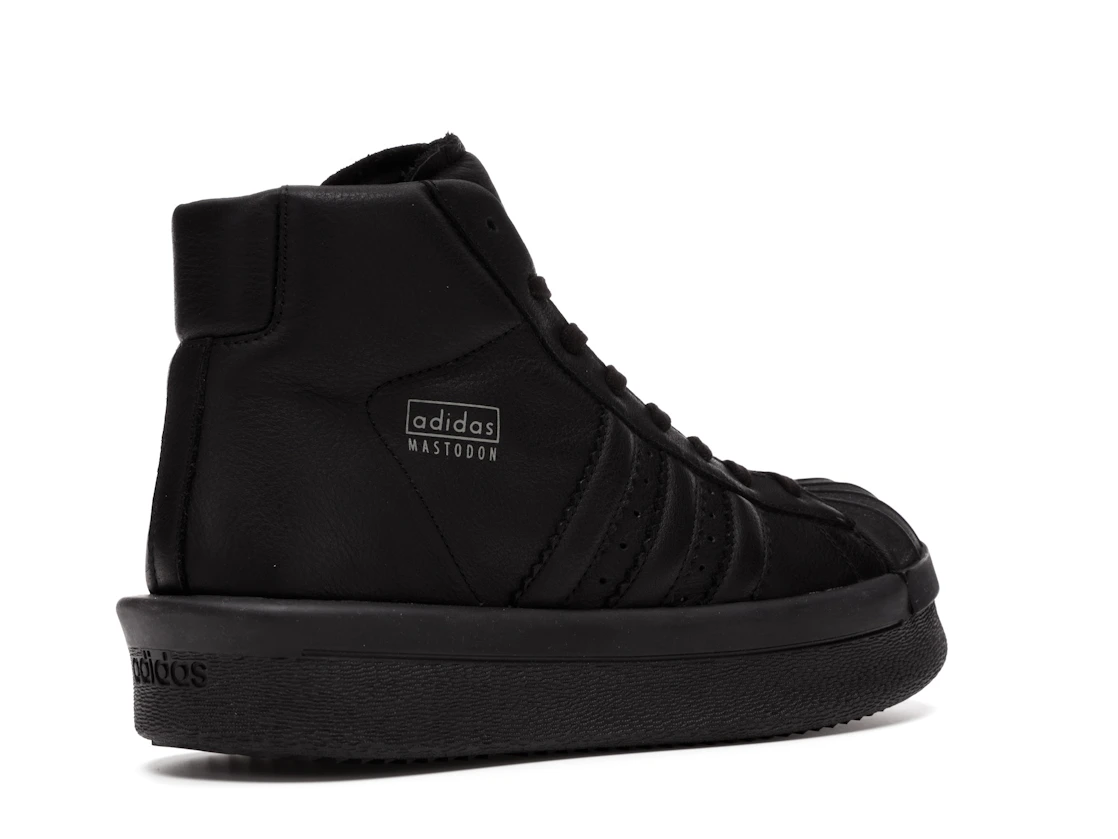 Vue 33 de adidas Mastodon Pro Model Rick Owens Triple Black
