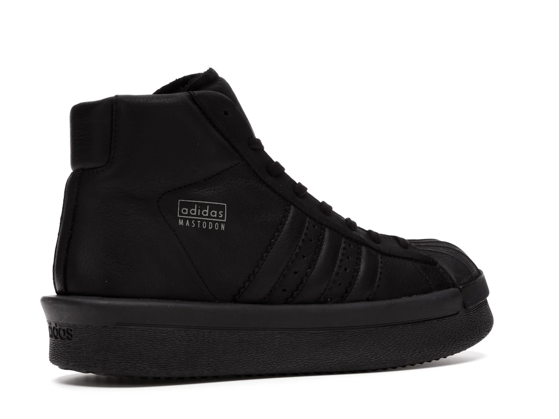 Vue 34 de adidas Mastodon Pro Model Rick Owens Triple Black