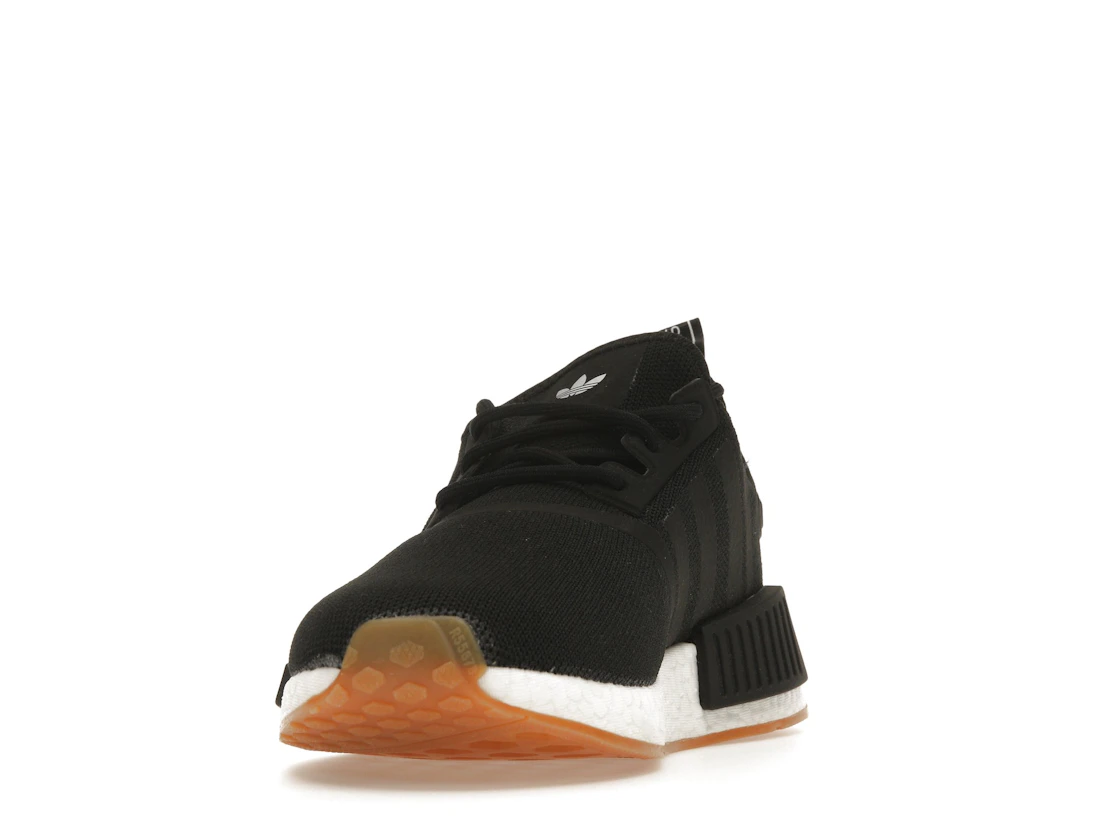 Vue 12 de adidas NMD R1 Primeblue Black Gum