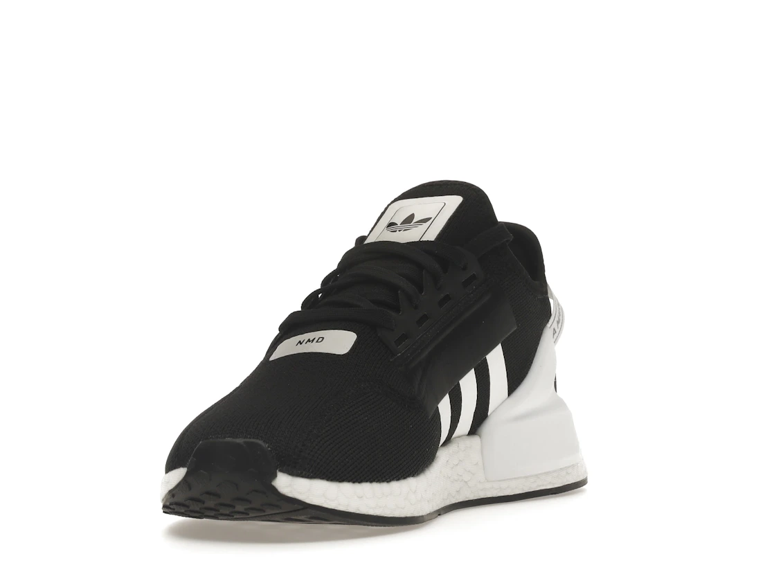 Vue 13 de adidas NMD R1 V2 Black White