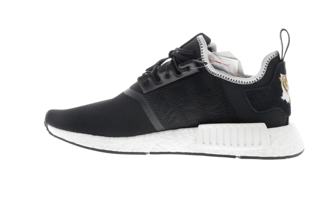 Vue 20 de adidas NMD R1 Neighborhood x Invincible