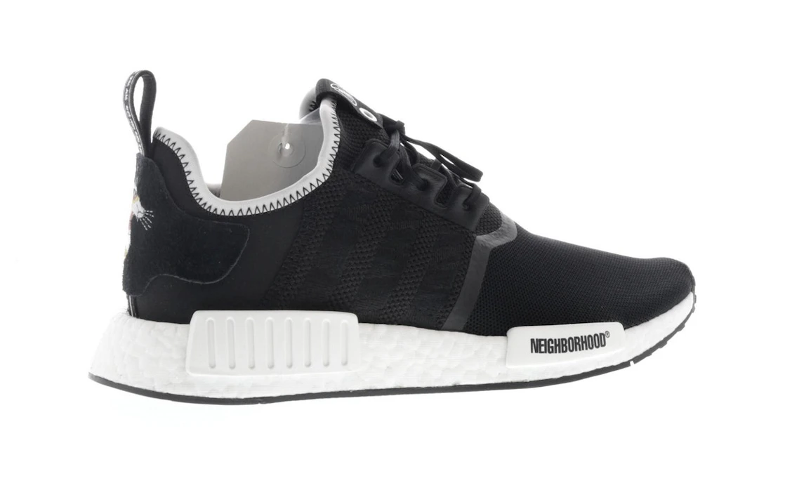 Vue 35 de adidas NMD R1 Neighborhood x Invincible