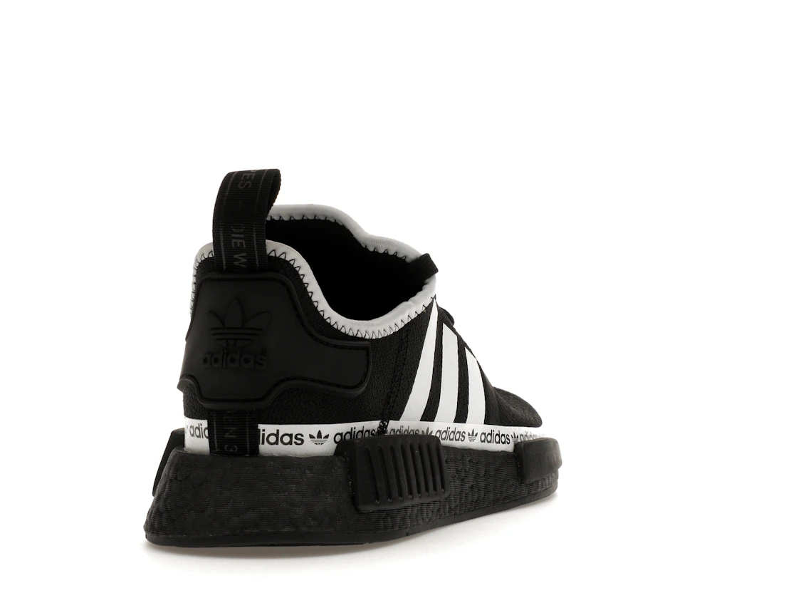 Vue 30 de adidas NMD R1 Oreo
