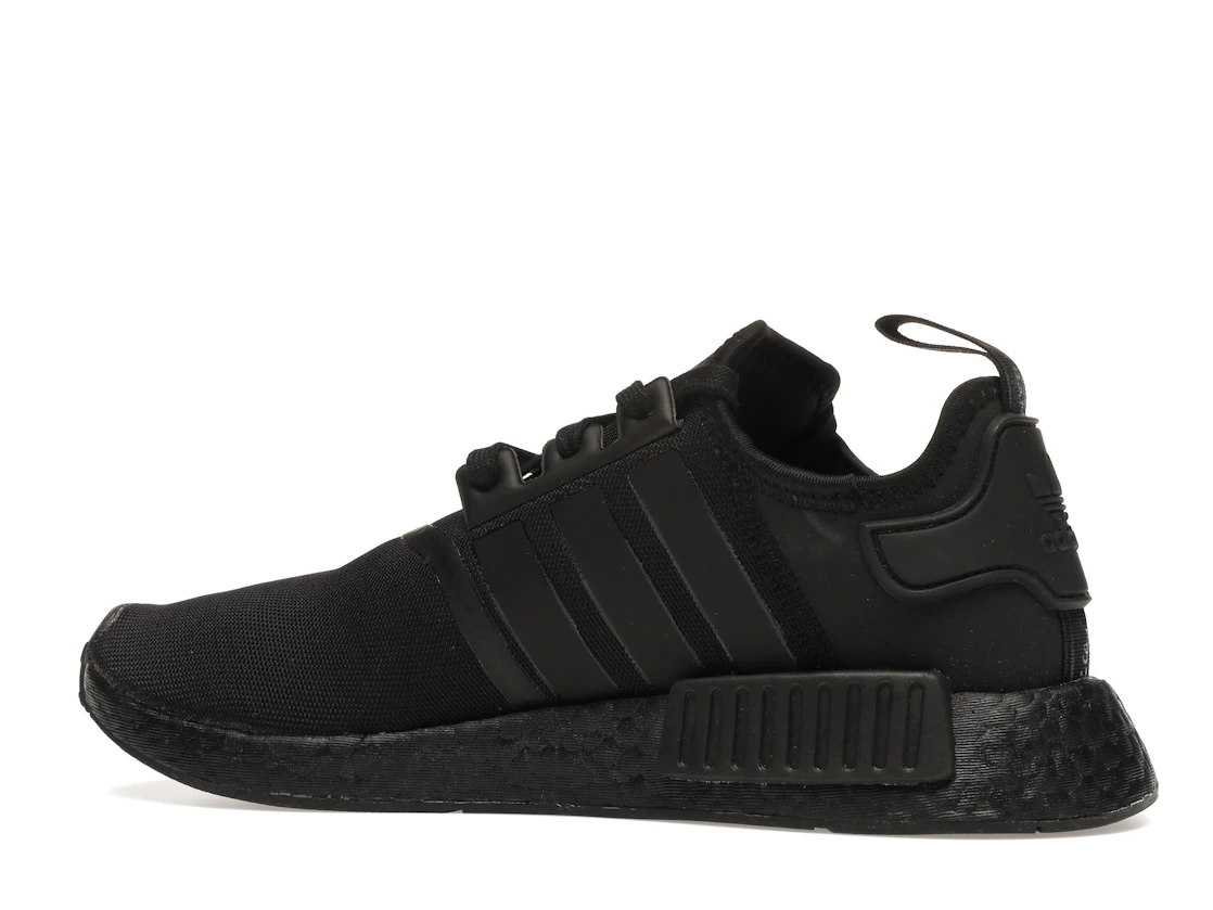 Vue 21 de adidas NMD R1 Triple Black (2019/2020)