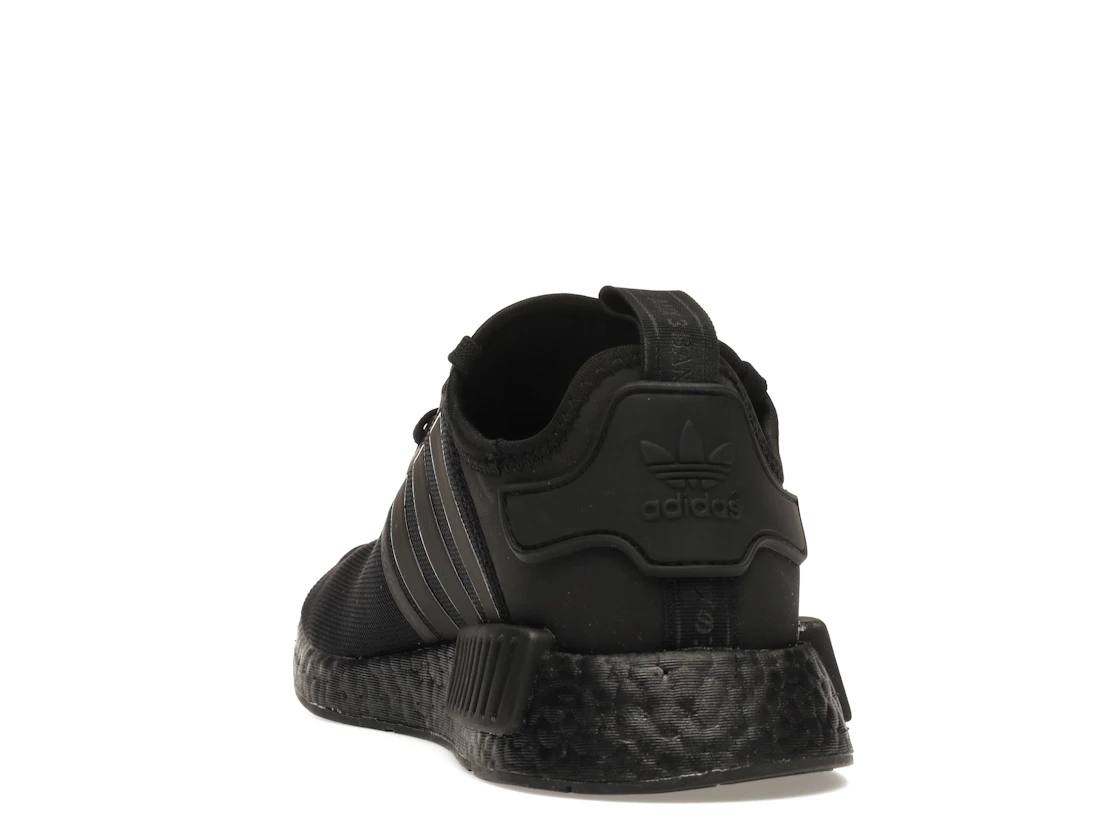 Vue 26 de adidas NMD R1 Triple Black (2019/2020)