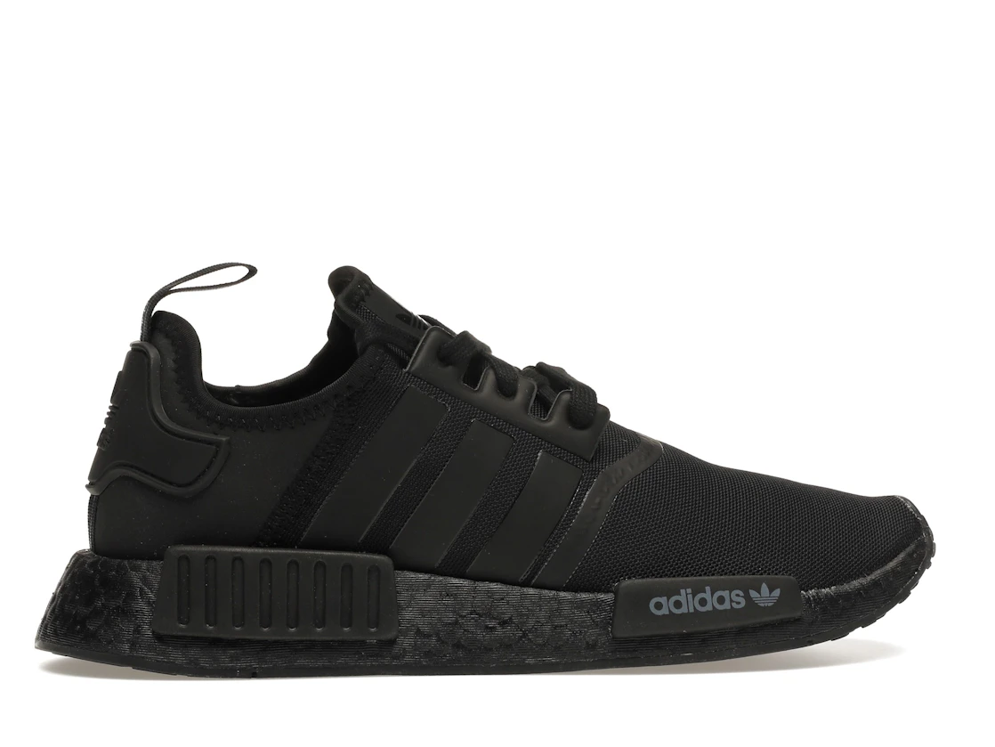 Vue 36 de adidas NMD R1 Triple Black (2019/2020)