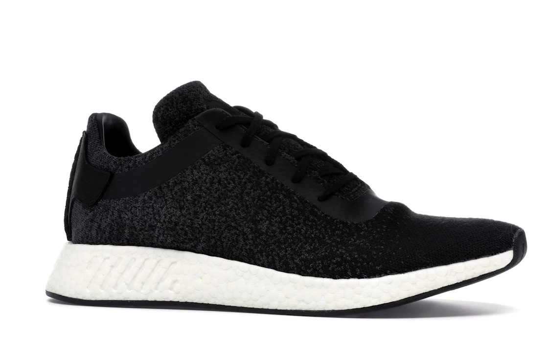 Vue 3 de adidas NMD R2 Wings+Horns Core Black