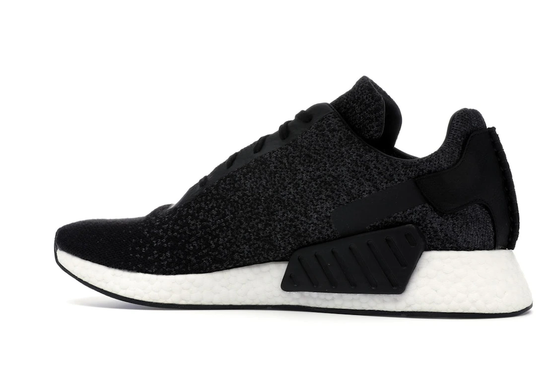 Vue 21 de adidas NMD R2 Wings+Horns Core Black