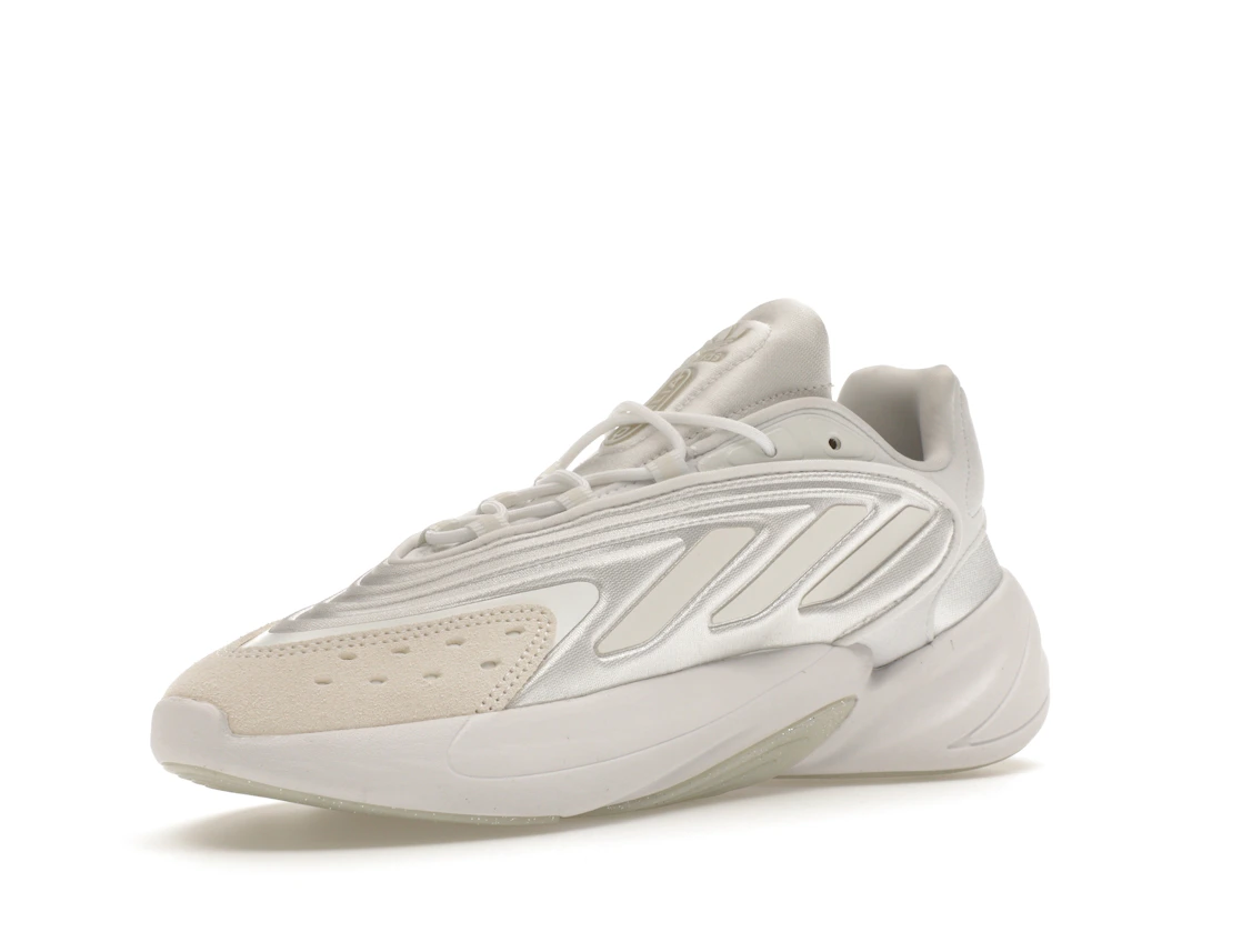 Vue 15 de adidas Ozelia Triple White 